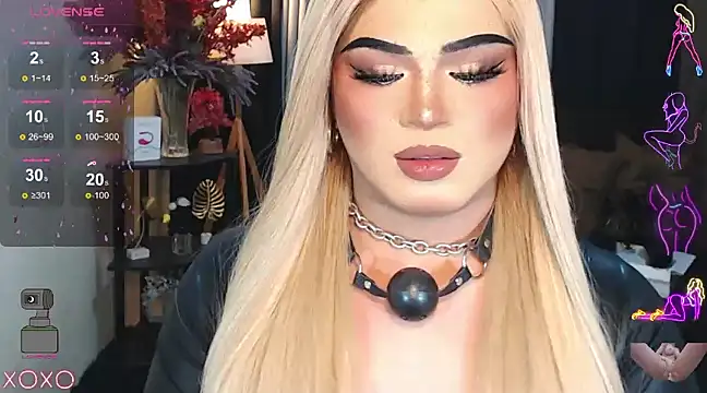 Snapshot of Bitch_Fowler69 chatting on February 13, 4:39 pm Bitch Fowler69 online show from February 13, 4:39 pm