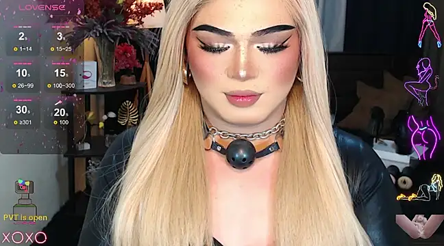 Snapshot of Bitch_Fowler69 chatting on February 16, 4:53 pm Bitch Fowler69 online show from February 16, 4:53 pm