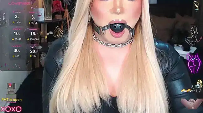 Snapshot of Bitch_Fowler69 chatting on February 13, 7:42 pm Bitch Fowler69 online show from February 13, 7:42 pm