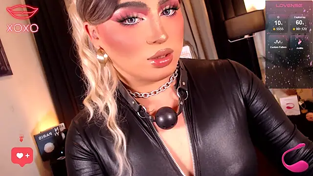 Snapshot of Bitch_Fowler69 chatting on December 5, 4:16 pm Bitch Fowler69 online show from December 5, 4:16 pm