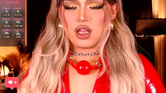 Snapshot of Bitch_Fowler69 chatting on September 18, 4:21 pm Bitch Fowler69 online show from September 18, 4:21 pm