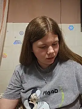 RubyValen online show from November 14, 6:55 pm