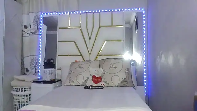 SexyyNana online show from December 21, 6:42 pm