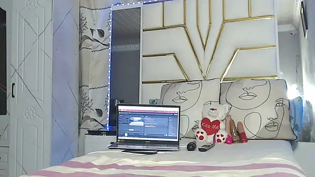 SexyyNana online show from December 2, 12:55 am