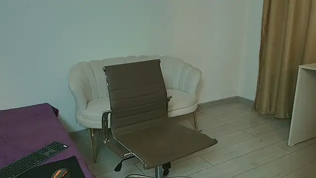 TheTopAlex online show from February 7, 6:32 am