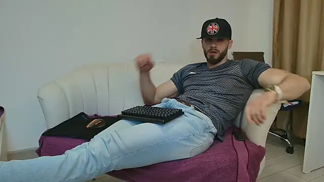 TheTopAlex online show from April 16, 3:51 am