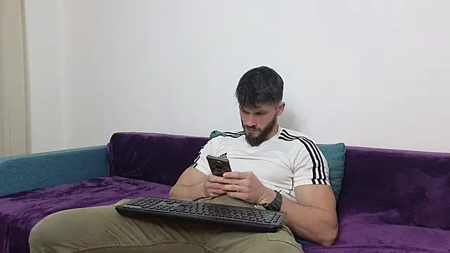 TheTopAlex online show from February 22, 9:34 am