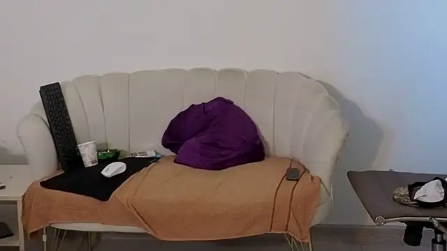 Snapshot of TheTopAlex chatting on November 12, 7:12 am TheTopAlex online show from November 12, 7:12 am