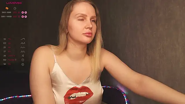 nutcrew online show from January 14, 9:18 pm