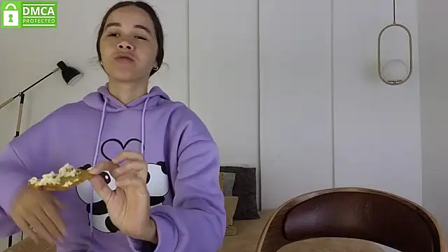 sexychanell 18 online show from March 7, 1:16 pm