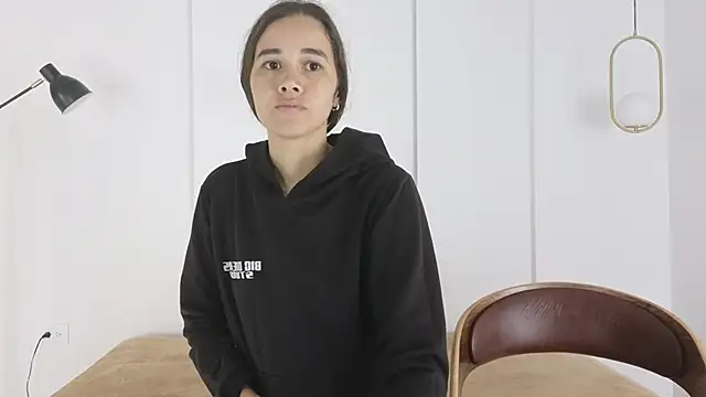 sexychanell 18 online show from January 8, 1:17 pm