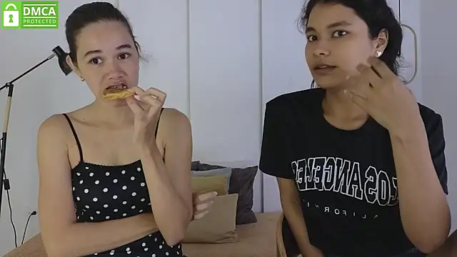 sexychanell 18 online show from March 31, 1:24 pm