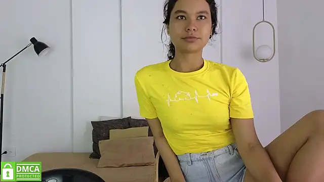 Snapshot of sexychanell_18 chatting on July 4, 1:48 pm sexychanell 18 online show from July 4, 1:48 pm