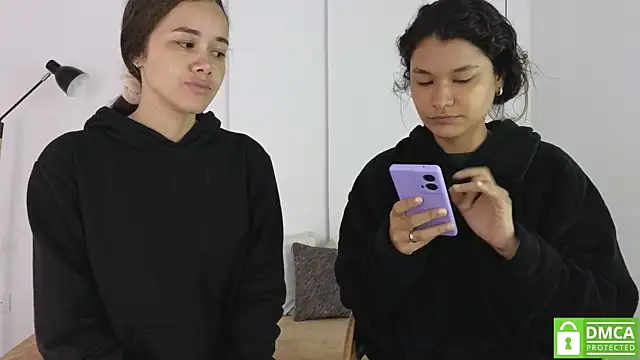 Snapshot of sexychanell_18 chatting on October 11, 1:12 pm sexychanell 18 online show from October 11, 1:12 pm