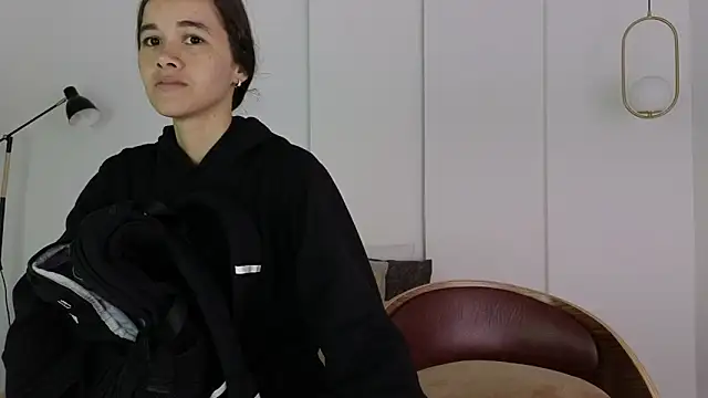 sexychanell 18 online show from February 24, 1:45 pm