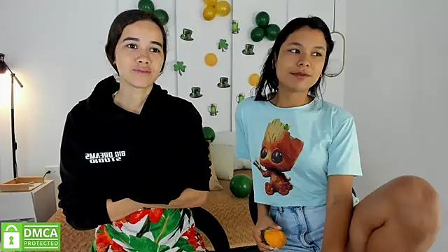 Snapshot of sexychanell_18 chatting on March 17, 12:46 pm sexychanell 18 online show from March 17, 12:46 pm