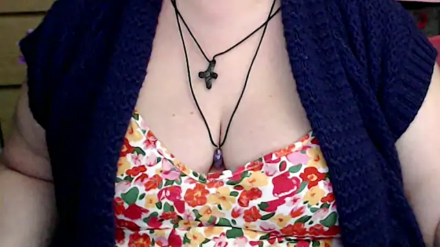 mayasmith online show from December 2, 7:37 pm