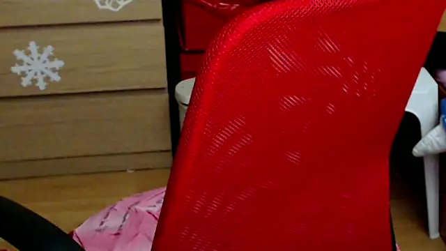 Snapshot of mayasmith chatting on February 6, 8:16 pm mayasmith online show from February 6, 8:16 pm