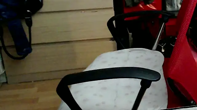 mayasmith online show from November 14, 8:12 pm