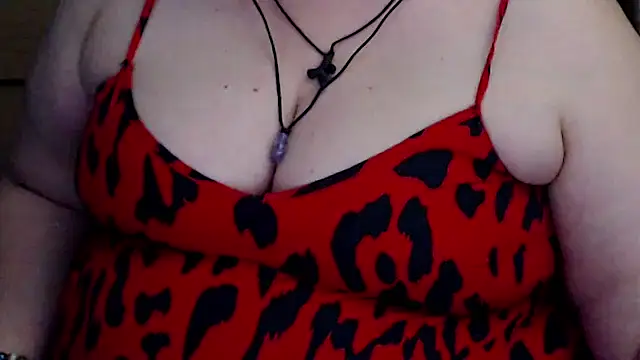 mayasmith online show from June 25, 11:21 pm