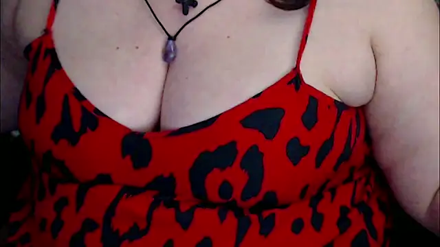 mayasmith online show from June 6, 11:32 pm