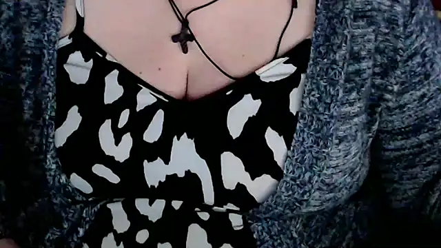 Snapshot of mayasmith chatting on February 27, 10:48 am mayasmith online show from February 27, 10:48 am