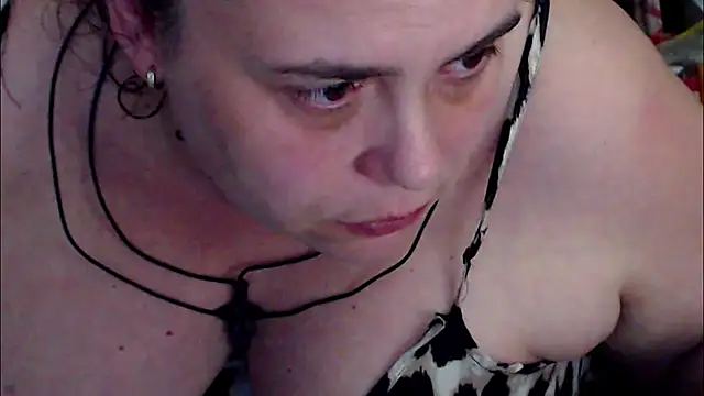 mayasmith online show from June 16, 8:31 pm