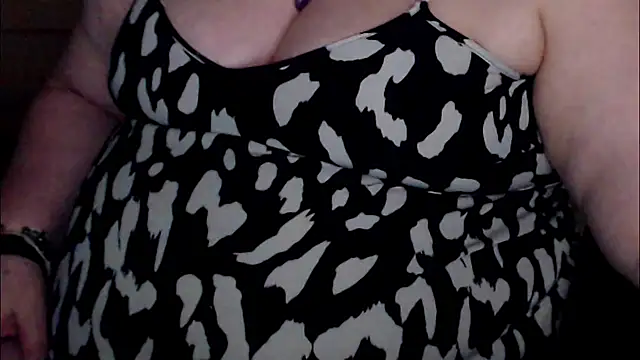 mayasmith online show from June 7, 11:37 am