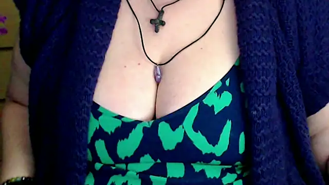 mayasmith online show from January 9, 12:06 am