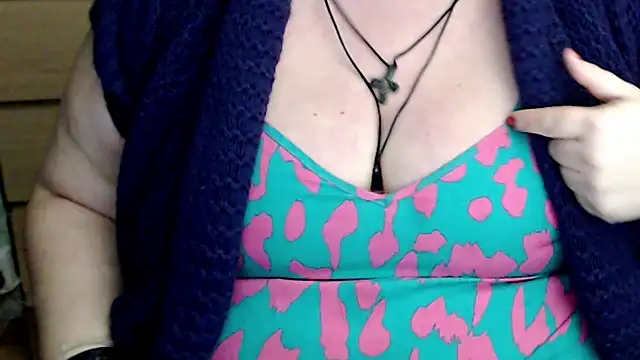 mayasmith online show from November 18, 8:01 pm