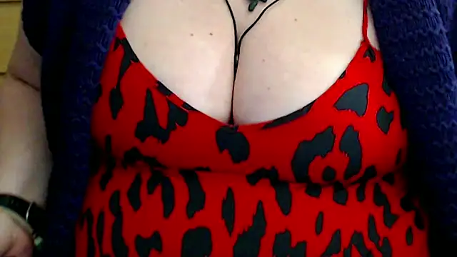 Snapshot of mayasmith chatting on May 3, 10:53 am mayasmith online show from May 3, 10:53 am