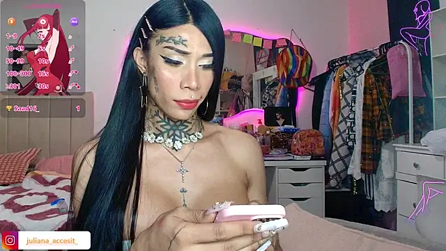 caroline cossei online show from March 2, 5:08 am