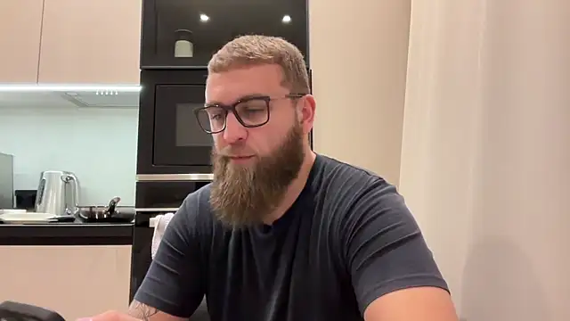 Bear bear  online show from November 23, 1:21 pm