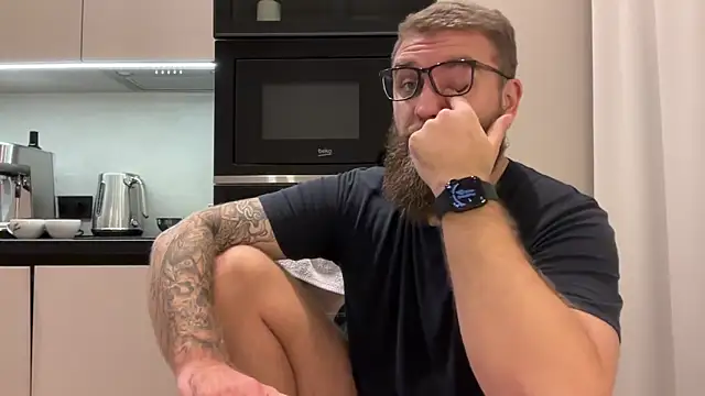 Bear bear  online show from November 24, 1:11 pm