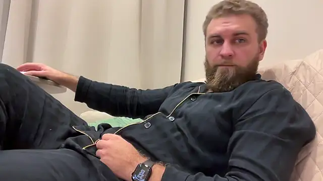 Bear bear  online show from February 26, 7:14 pm