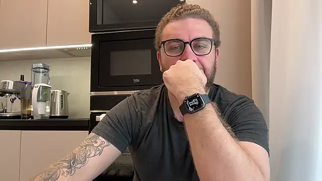 Bear bear  online show from April 15, 8:42 am