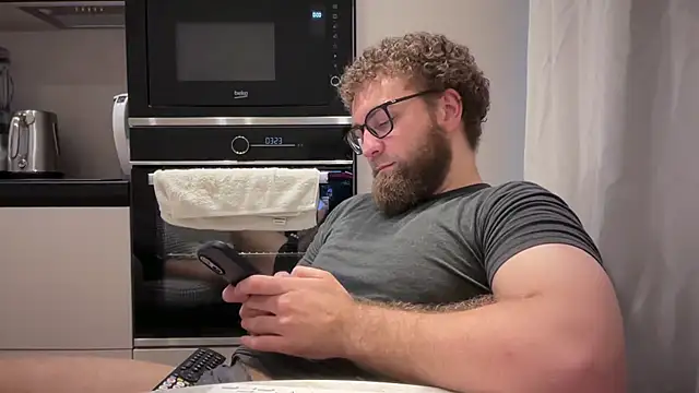 Bear bear  online show from June 30, 9:53 am