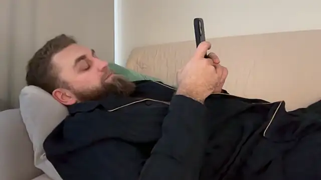 Bear bear  online show from February 25, 2:39 pm