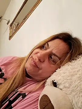 OliviaLewis online show from February 20, 4:50 am