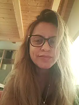 OliviaLewis online show from November 6, 10:08 am