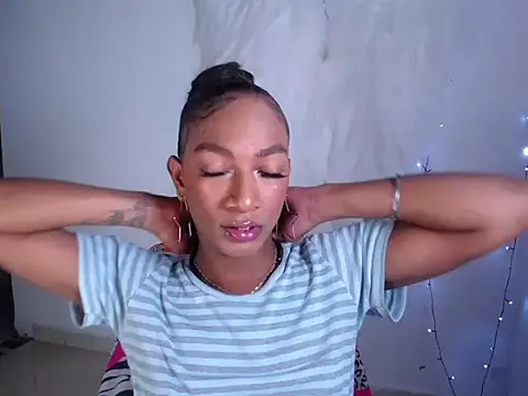 samy doll online show from April 4, 1:01 am