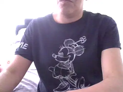 Snapshot of RAYA_1 chatting on October 11, 8:32 pm RAYA 1 online show from October 11, 8:32 pm