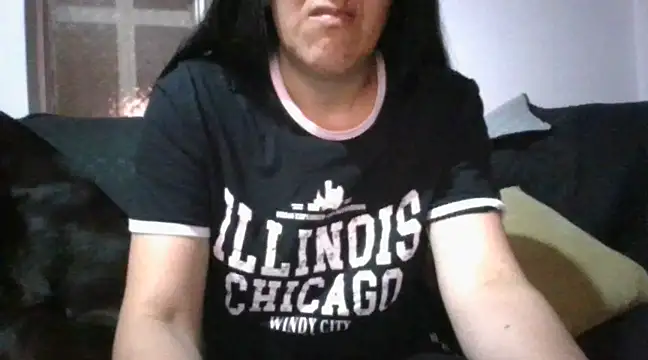 Snapshot of RAYA_1 chatting on March 10, 11:27 pm RAYA 1 online show from March 10, 11:27 pm