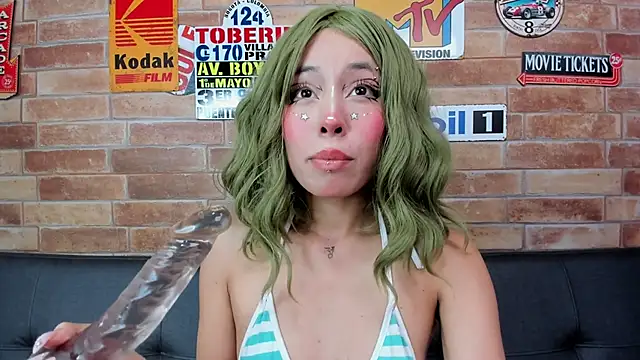 Snapshot of miss__maria chatting on February 28, 2:17 pm miss maria online show from February 28, 2:17 pm