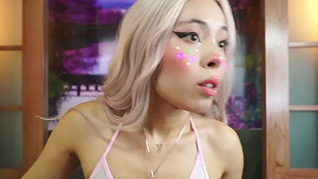 miss  maria online show from October 15, 6:05 pm
