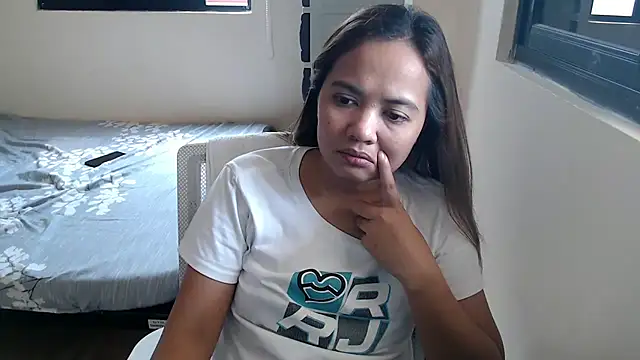 xTheLastVIRGINx online show from September 15, 5:41 am