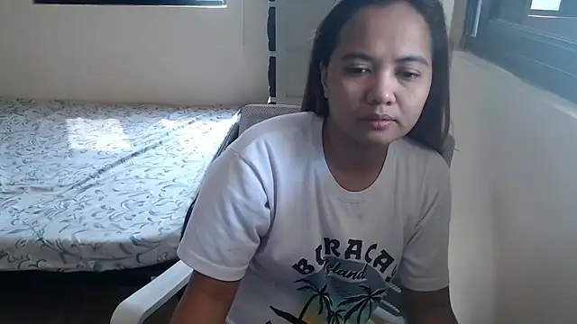 xTheLastVIRGINx online show from October 4, 5:31 am