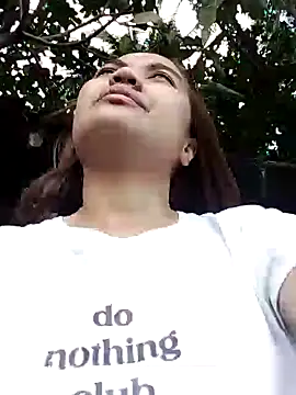 Snapshot of xTheLastVIRGINx chatting on May 2, 8:08 am xTheLastVIRGINx online show from May 2, 8:08 am