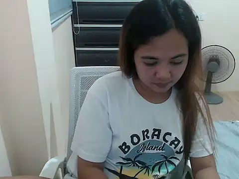 xTheLastVIRGINx online show from February 25, 1:00 pm