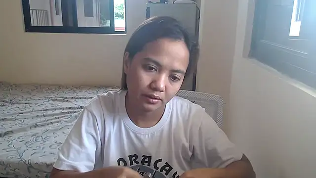 xTheLastVIRGINx online show from October 19, 4:59 am